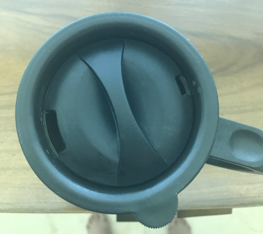 14 oz Travel Mugs Mockup Generator