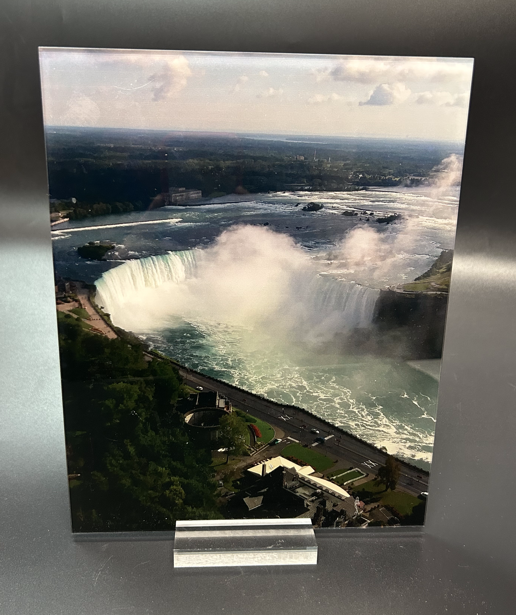 Customizable Acrylic Pieces for Pictures, Photos, and Artwork